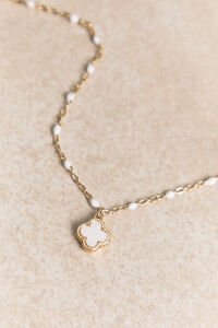 Elly Y Clover Necklace Detail 2 - Altar'd State