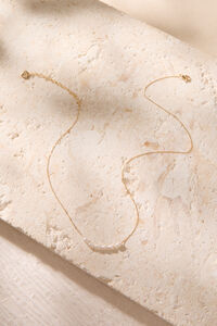 Golden Tide Pearl Slider Necklace Detail 2 - Altar'd State