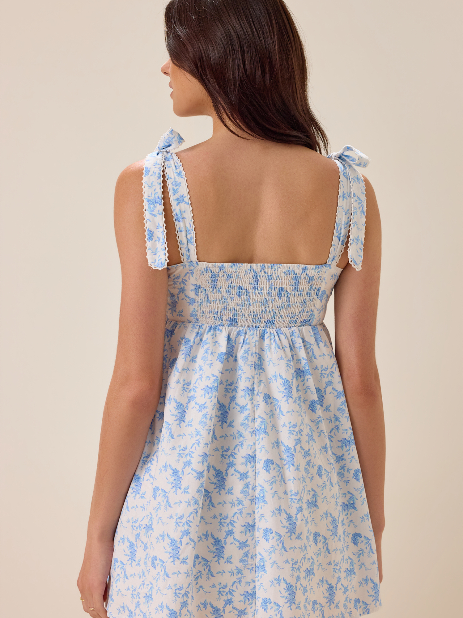 white dress casual wedding A-Line Square Neck Long Sleeves Sexy Backless Applique Cut-Outs Split Front Long Bridal Gowns DPD etc Tadashi Shoji BOS22896MQ Short Choose Option:32x32 lily_length::Tea Length