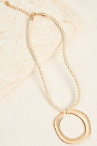 Alyson Circle Necklace - Altar'd State