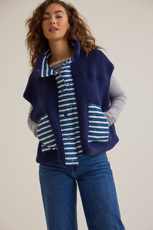 Ava Fleece Vest - Altar'd State - 