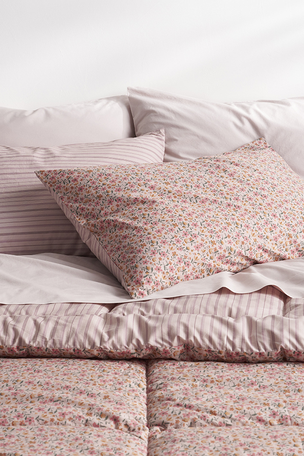 Blair Cotton Comforter Detail 1 - Altar'd State