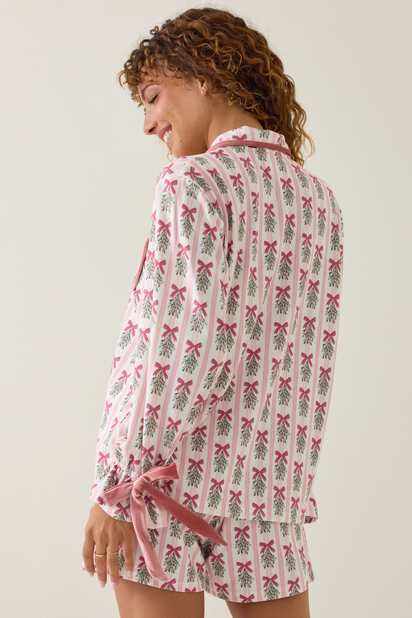 Mistletoe Magic Mama Pajama Set Detail 7 - Altar'd State