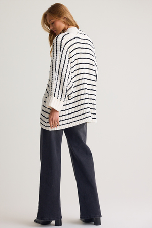 Georgie Chenille Slouch Cardigan - Altar'd State - 