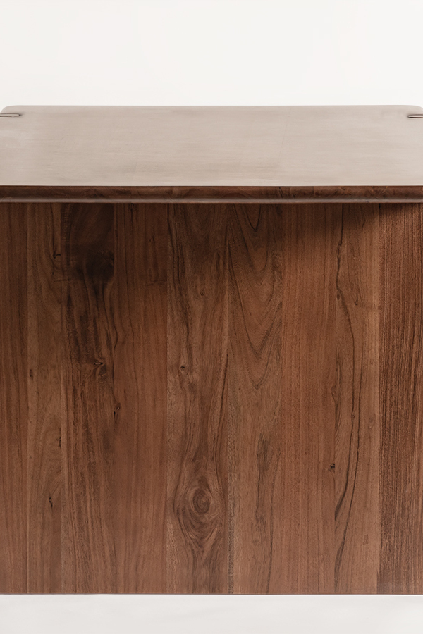 Moss Wood Dining Table Detail 4 - Altar'd State