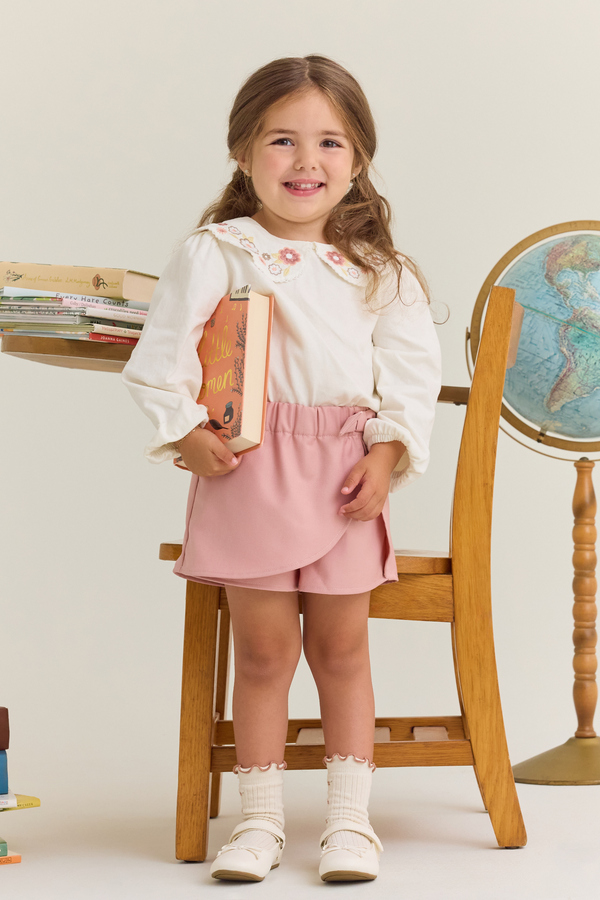 Ella Twill Bow Skort - Altar'd State