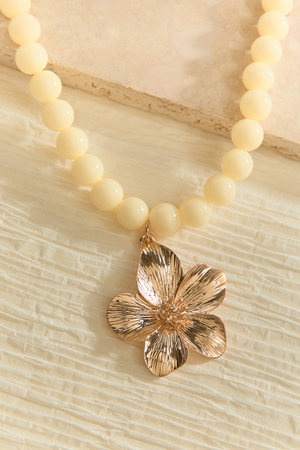 Butter Yellow Beaded Floral Necklace - Altar'd State - 