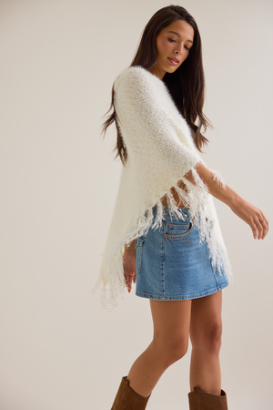 Shyla Eyelash Fringe Hem Poncho - Altar'd State - 