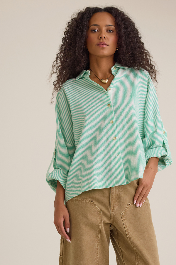 Lillian Button Up Top Detail 3 - Altar'd State