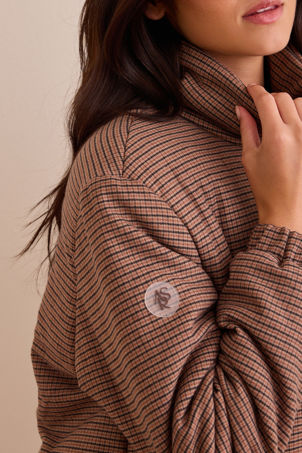 Breeze Herringbone Puffer Jacket Detail 5 - Altar'd State