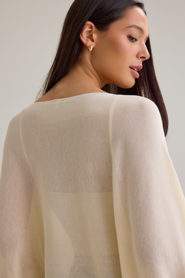 Tabor Dolman Sleeve Top Detail 6 - Altar'd State