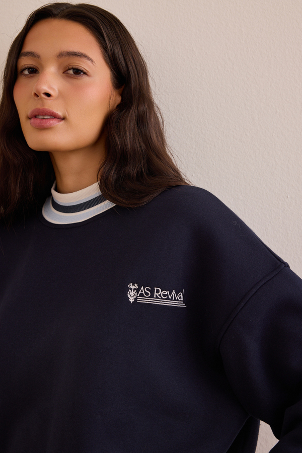 AS Revival Heritage Mock Neck Detail 2 - Altar'd State