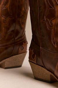 Wylie Dark Tan Western Boot Detail 4 - Altar'd State