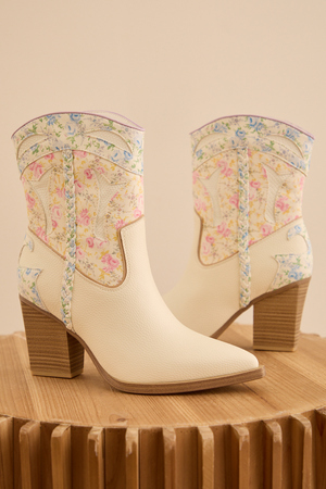 Nell Floral Boot - Altar'd State - 