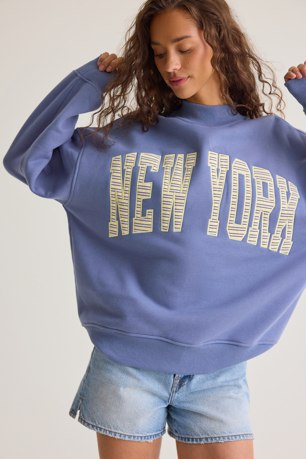 New York Mock Neck Pullover - Altar'd State