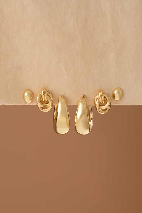 18K Gold Chic Statement Earring Set - Altar'd State