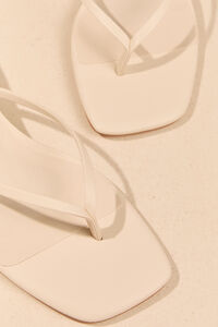 Billini Bryony Kitten Heel Detail 2 - Altar'd State