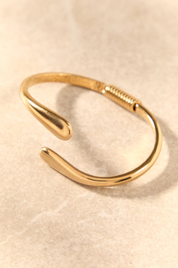 Hinge Foldover Bracelet - Altar'd State