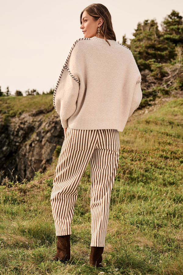 Sadie Barrel Pant Detail 5 - Altar'd State