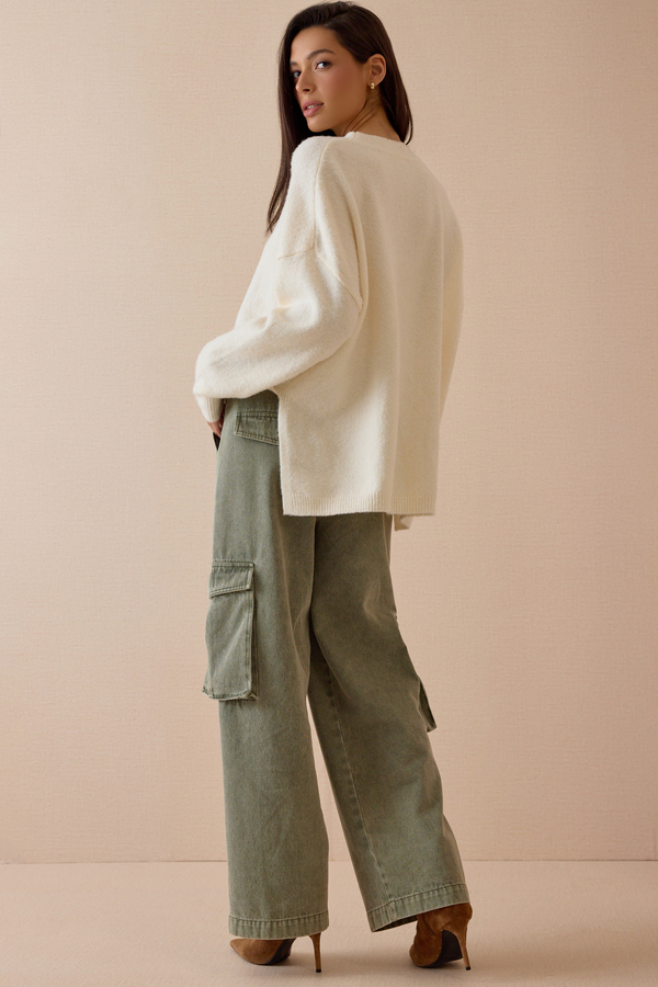Leia Oversized Tunic Sweater Detail 6 - Altar'd State