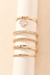 Glitzy Clover Ring Set Detail 2 - Altar'd State