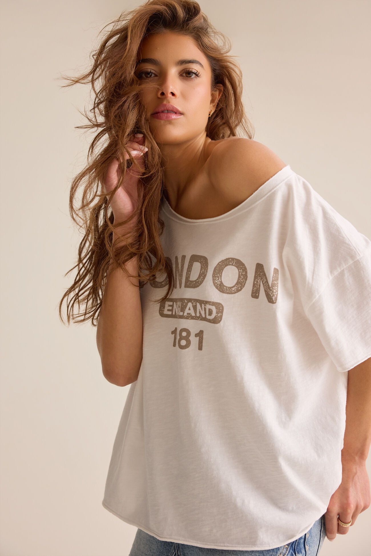 London Off Shoulder Tee