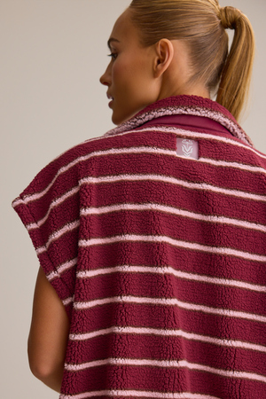 Apr&egrave;s Stripe Sherpa Vest - Altar'd State - 