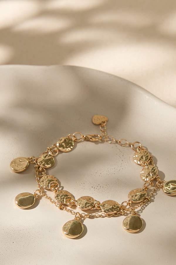 Hammered Coin Dangle Bracelet Detail 4 - Altar'd State