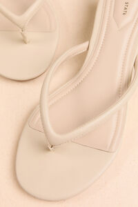 Positano Flip Flop Kitten Heel Detail 4 - Altar'd State