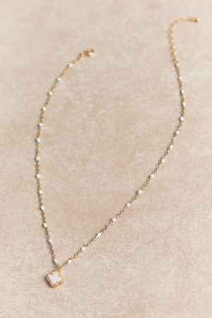 Elly Y Clover Necklace - Altar'd State