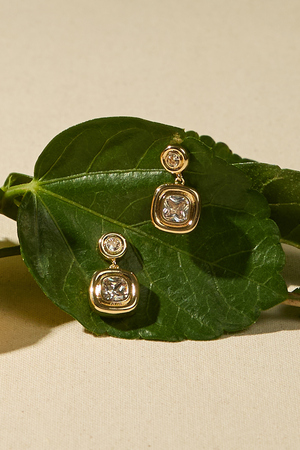 Savanna Square Dangle Earring - Altar'd State - 