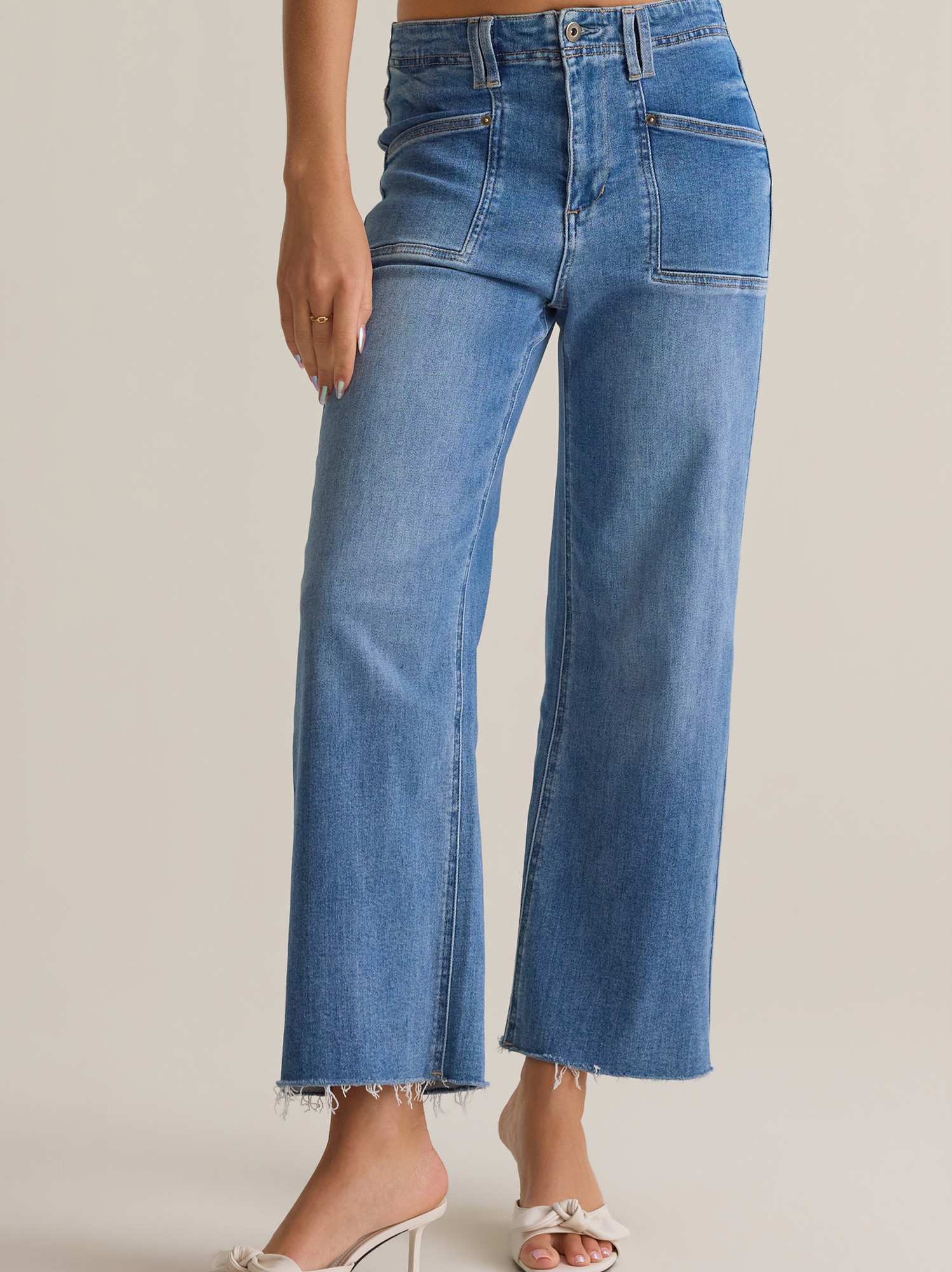 Kendra Cropped Jeans in Medium Wash | Altar'd State