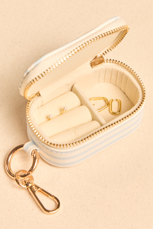 Pearl Jewelry Box Keychain - Altar'd State