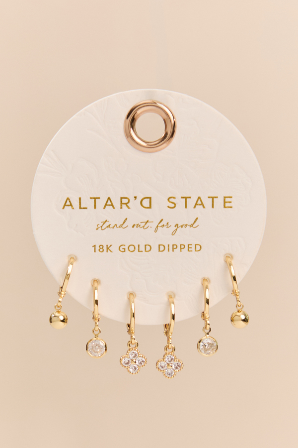 18K Gold Clover Mini Hoop Set Detail 2 - Altar'd State