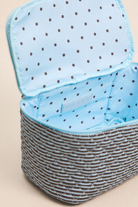 Coastal Breeze Makeup Bag Detail 3 - Altar'd State