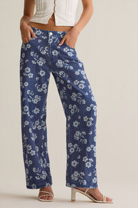 Carrie Floral Boyfriend Jean Detail 2 - Altar'd State