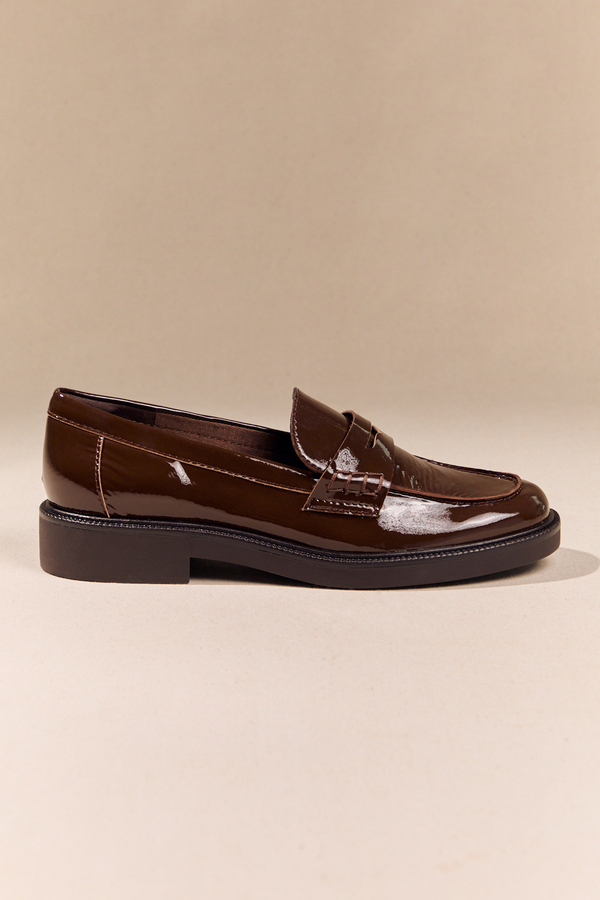 Tiggy Loafers by Dolce Vita Detail 3 - Altar'd State