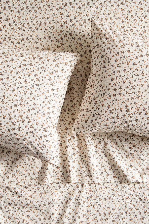Petunia Cotton Single Pillowcase Detail 3 - Altar'd State