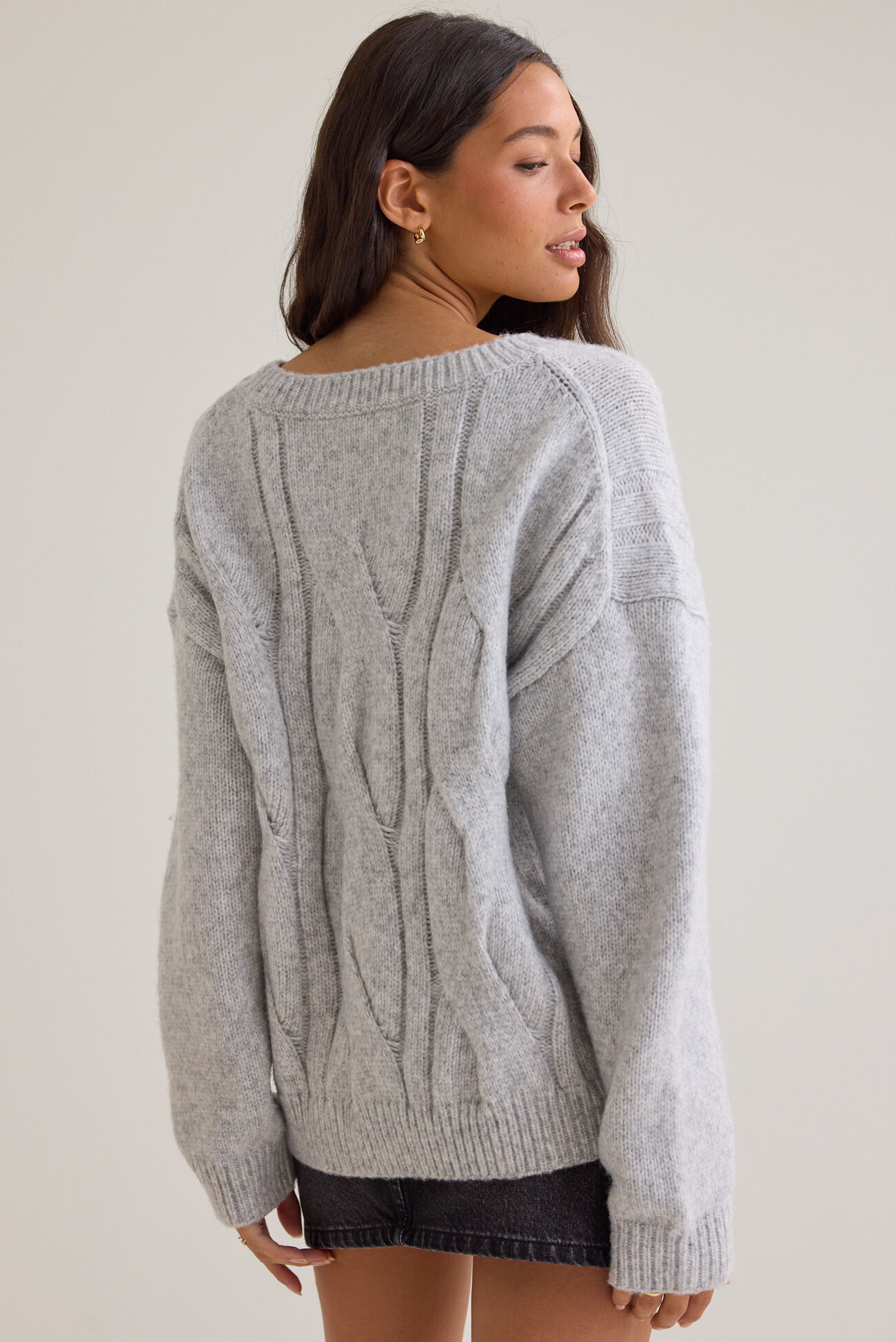Beatrice Cozy Cable Oversized Sweater