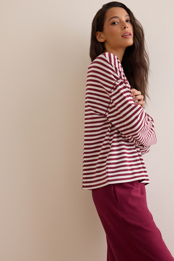 Inspire Stripe Boxy Tee Detail 3 - Altar'd State