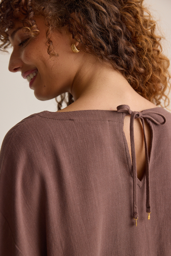 Kayleigh Flowy Top Detail 5 - Altar'd State