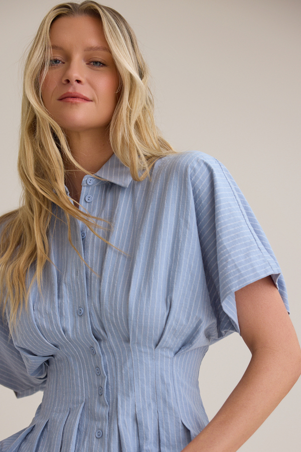 Kylan Button Up Top Detail 2 - Altar'd State
