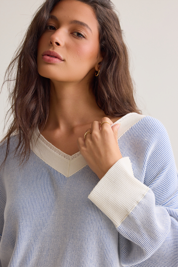 Jaci V Neck Sweater Detail 2 - Altar'd State