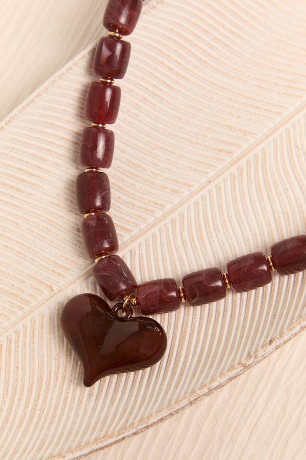 Statement Resin Bubble Heart Necklace Detail 2 - Altar'd State