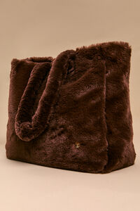 Alpine Plush Tote Detail 3 - Altar'd State