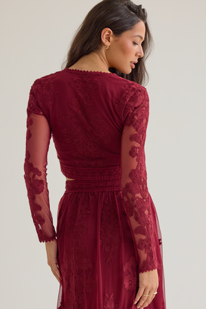 Arissa Floral Embroidered Top - Altar'd State - 