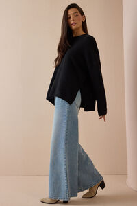 Leia Oversized Tunic Sweater Detail 4 - Altar'd State