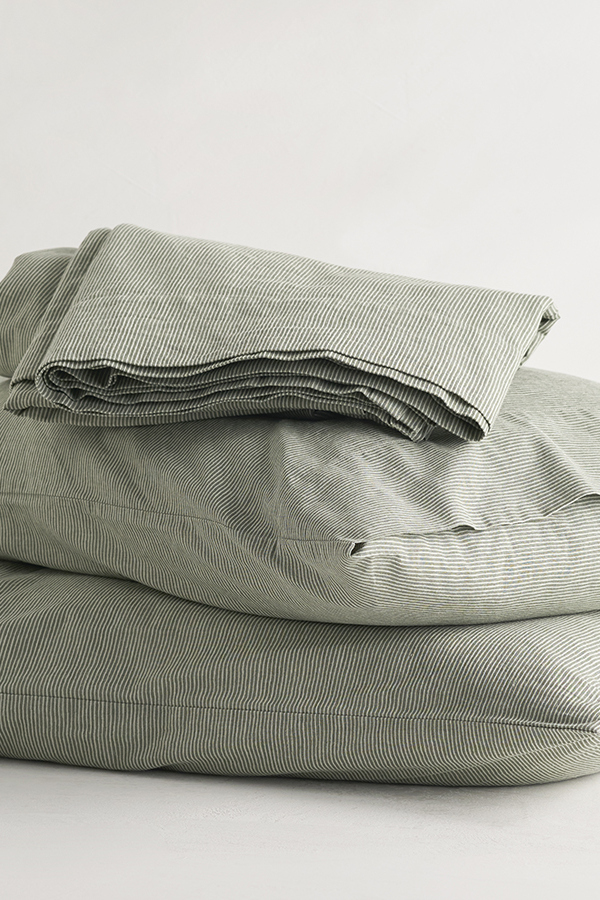 Thistle Cotton Sheet Set Detail 4 - Altar'd State