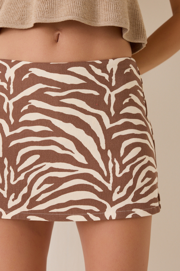 Maliah Mini Skort Detail 2 - Altar'd State