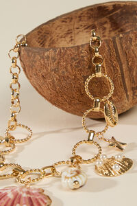 Lyla Shell Charm Necklace Detail 2 - Altar'd State